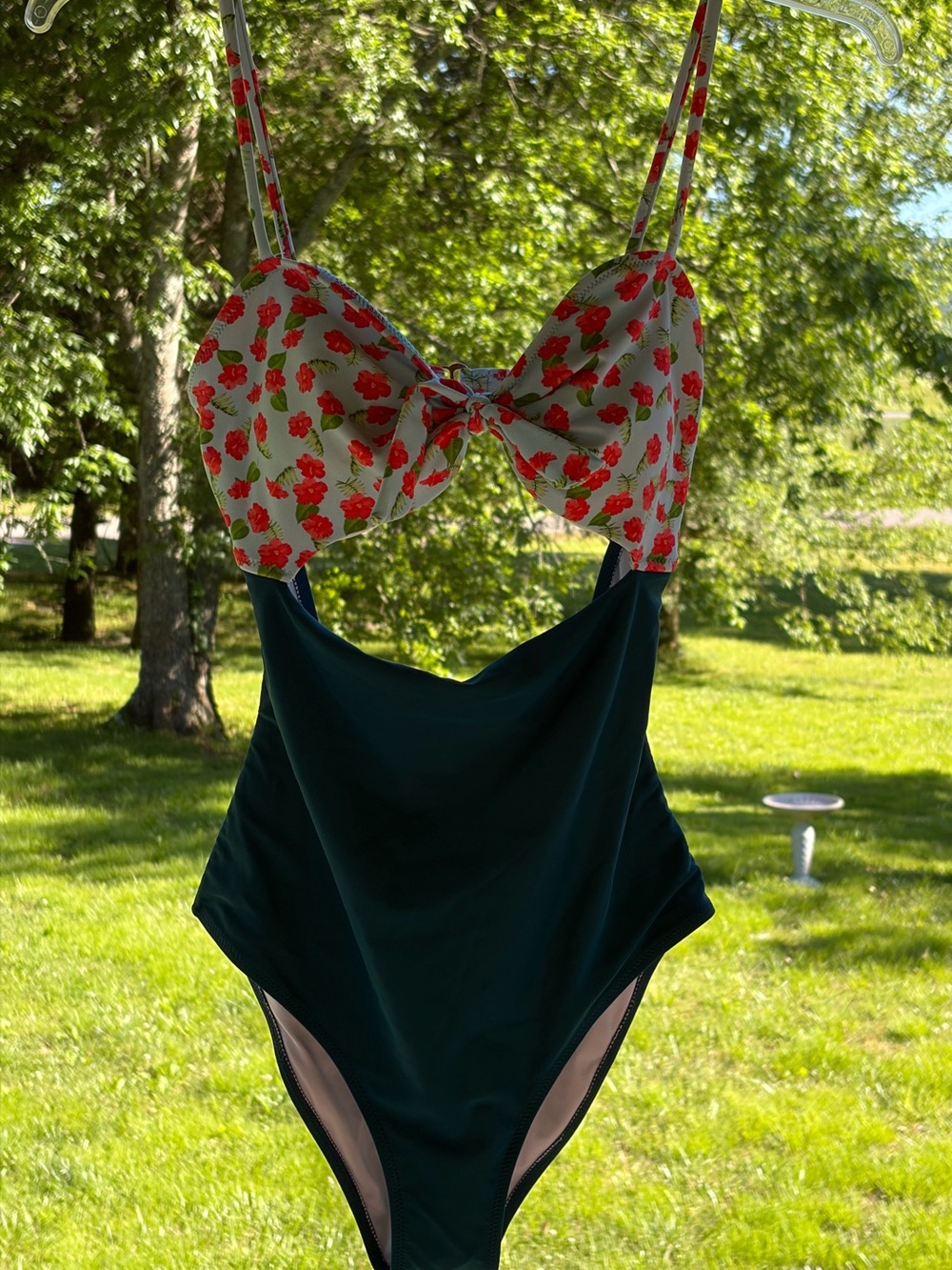 Cupshe NWOT Has Liner One Piece Cut Out Swimsuit M Cherries Travel Beach Cruise